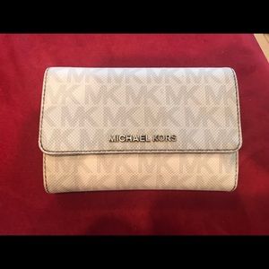 MK wallet